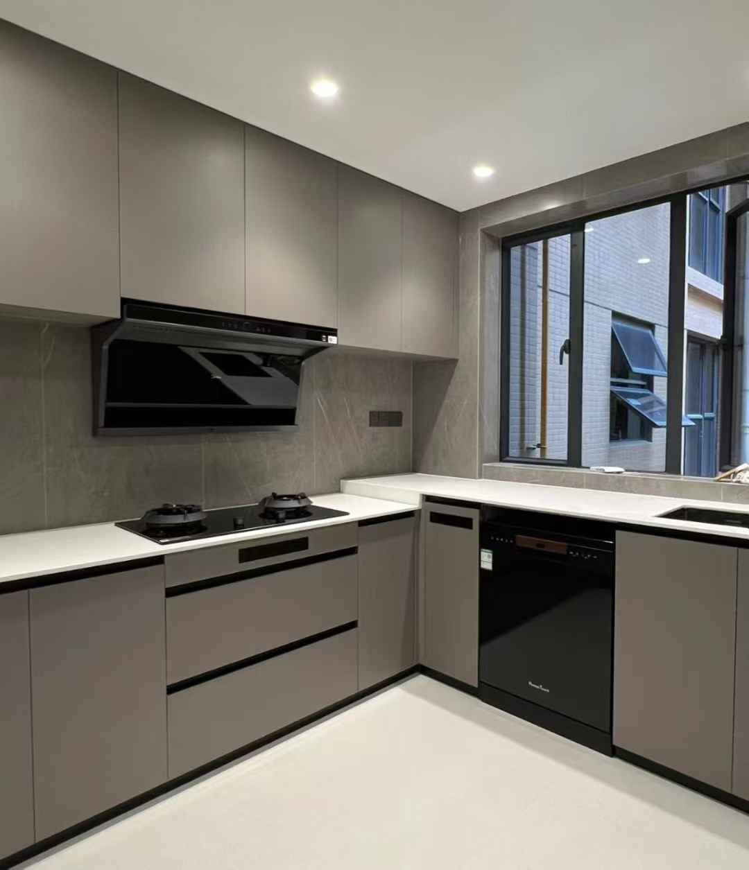 Ancient Style Kitchen Cabinet